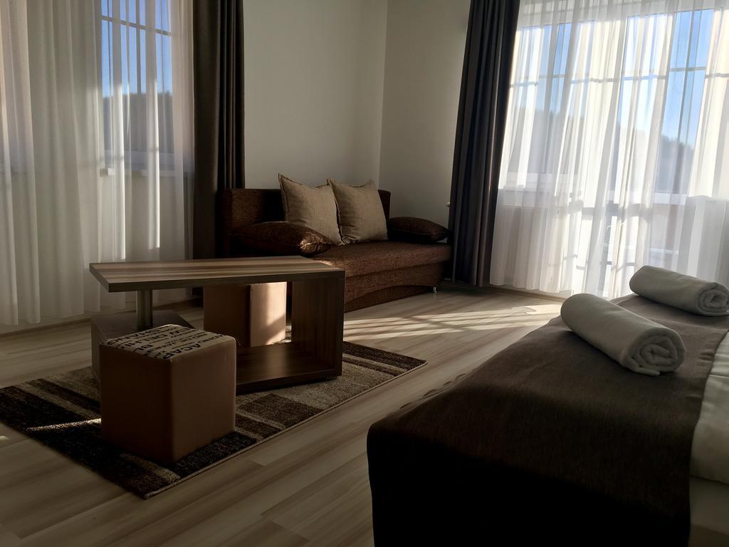 F&M Apartman Эгерсалок Экстерьер фото