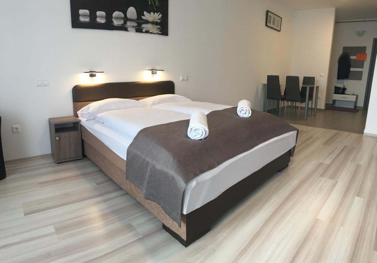 F&M Apartman Эгерсалок Экстерьер фото